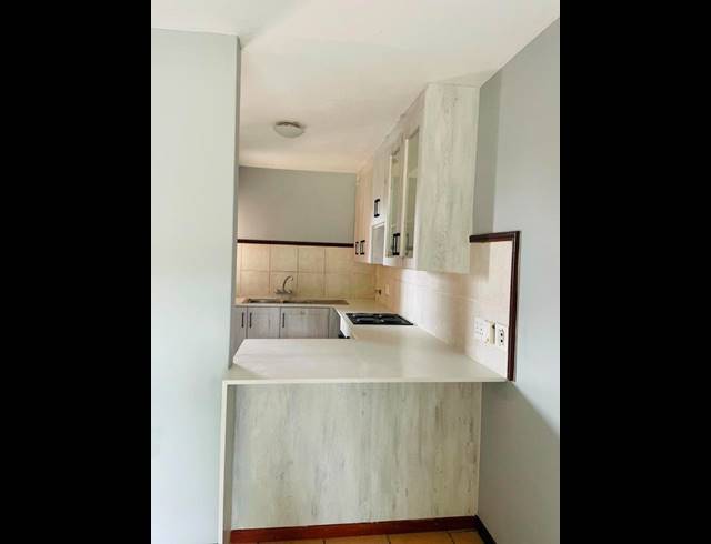 2 BEDROOM APARTMENT FOR SALE IN DIE HOEWES